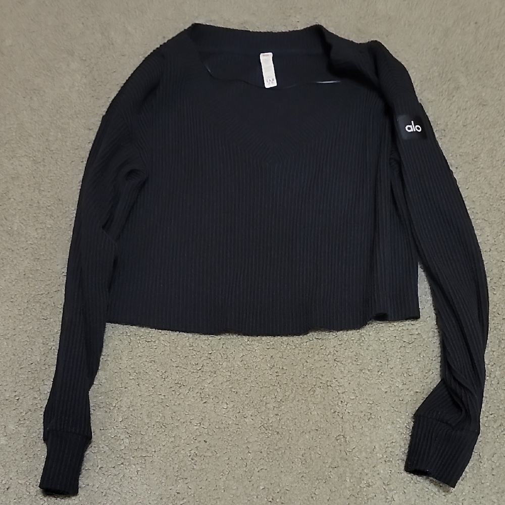 ALO Yoga Black Ribbed Long-Sleeve Crop Top